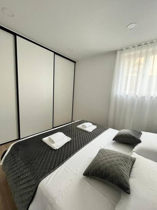 Blue Apartment With Shared Pool Σπλιτ Εξωτερικό φωτογραφία